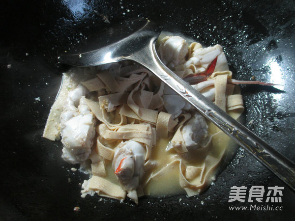 Thousands of Boiled Crabs recipe