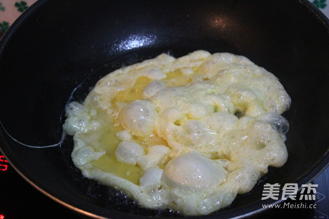 Scrambled Eggs with Fermented Fermented Cabbage recipe