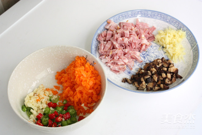 Fried Noodles with Shiitake and Bacon recipe