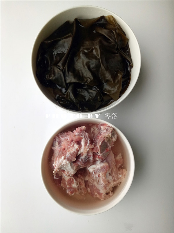 Winter Melon Seaweed Pork Bone Soup recipe