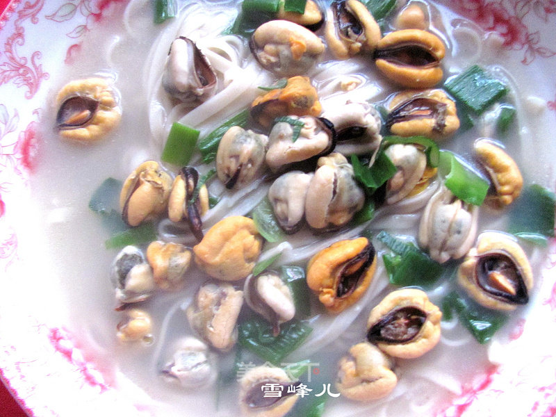 Simple Breakfast---haihong Noodle Soup recipe