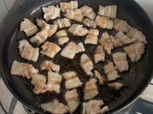Stir-fried Pork Belly with Sauerkraut recipe