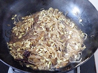 Bean Sprouts Stewed Vermicelli recipe