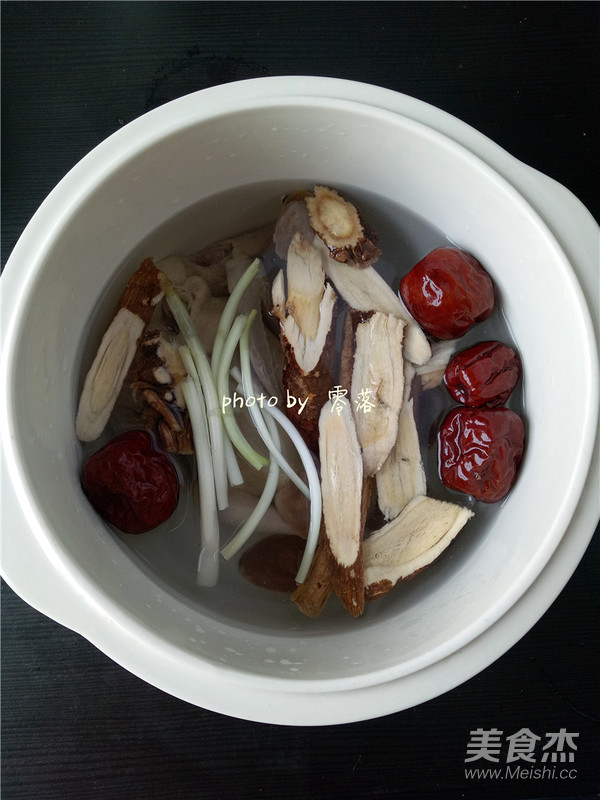 Angelica Codonopsis Pigeon Soup recipe