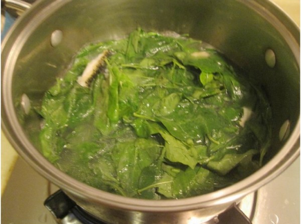 Tilapia and Wolfberry Leaf Soup recipe