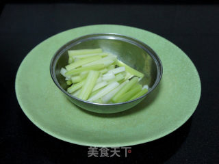Stir-fried Celery and Salami recipe
