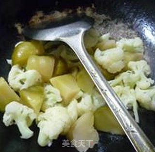 Stir-fried Cauliflower with Mustard recipe