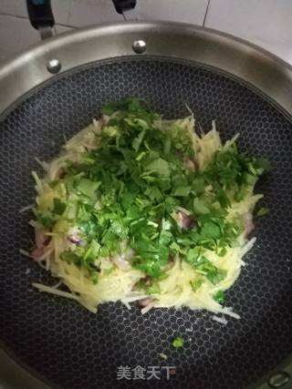 Stir-fried Potato Shreds with Bacon recipe