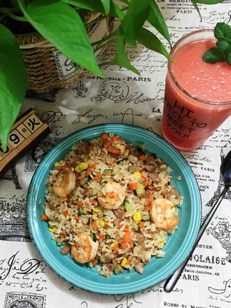 Fried Rice with Shrimp and Seasonal Vegetables