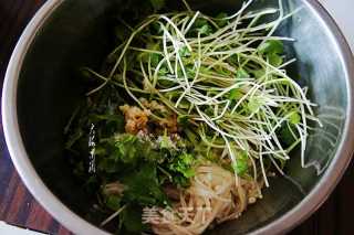 Enoki Mushroom and Radish Seedlings recipe