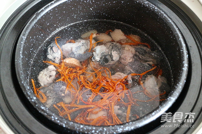 Cordyceps Flower Black Chicken Soup recipe