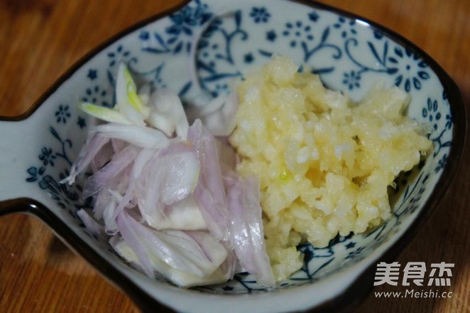 Sour and Spicy Soba Noodles recipe