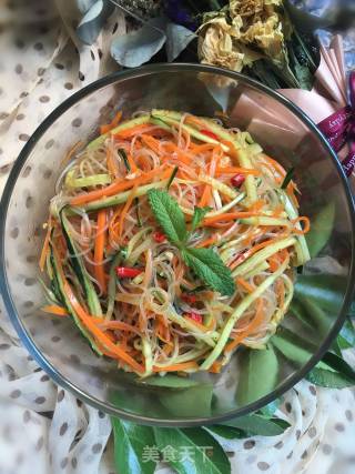 Carrots Mixed with Vermicelli recipe