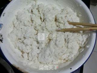 Steamed Dumplings with Dried Intestines and Cabbage recipe