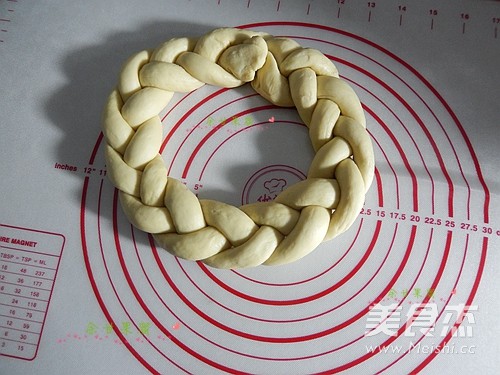 Garland Bread recipe