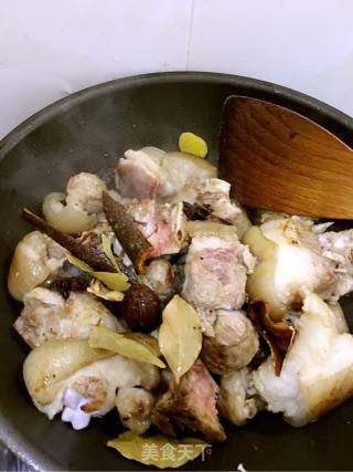 Stewed Trotters recipe