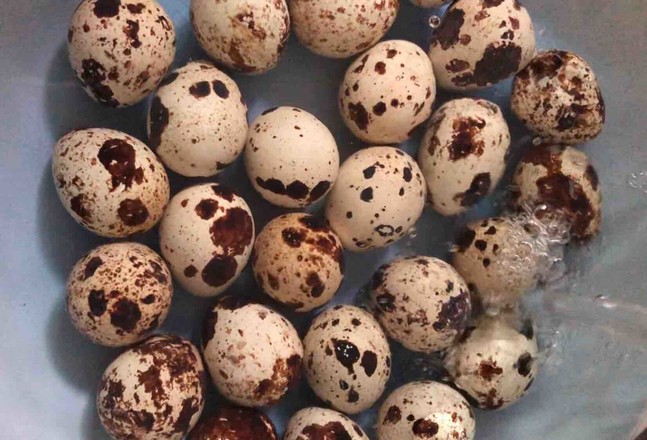 Hot Pot Quail Eggs recipe