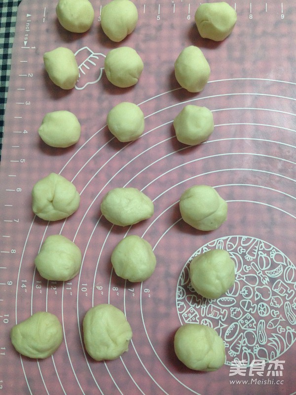 Bean Paste Chrysanthemum Crisp recipe