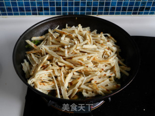 Chicken Nuggets Braised Cake recipe