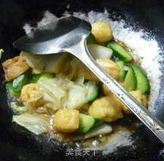 Stir-fried Chinese Cabbage with Cucumber and Tofu recipe