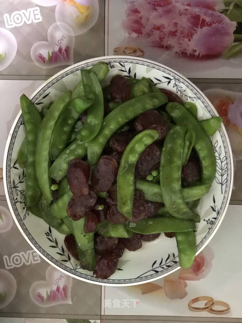 Fried Sausage with Snow Pea recipe