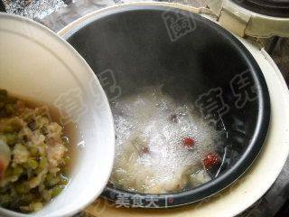 Red Dates, Green Beans and Tremella Soup recipe