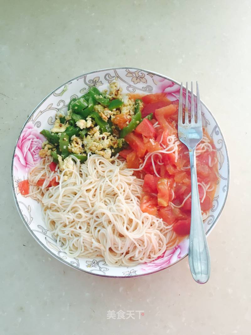 Tomato, Egg, Chili Noodle recipe