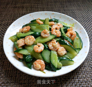 Fried Shrimp with Cucumber recipe