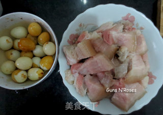 Braised Pork with Quail Eggs recipe