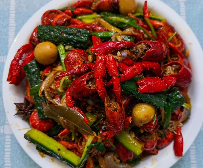 Spicy Crayfish Make Your Own Clean, Hygienic and Delicious