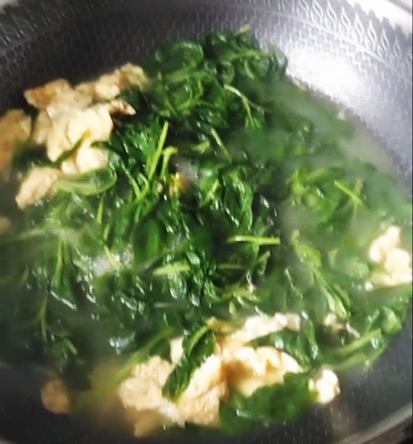 Bitter Vegetable Egg Soup recipe