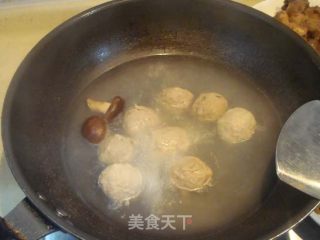 Meatball Noodles in Clear Soup recipe