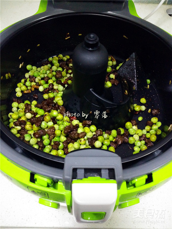Beef Diced with Peas recipe