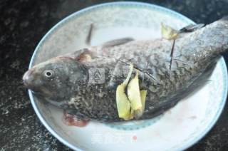 Crucian Carp in Tomato Sauce recipe