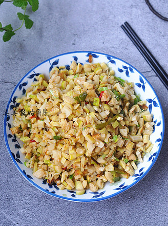 Stir-fried Spring Bamboo Shoots with Green Pepper