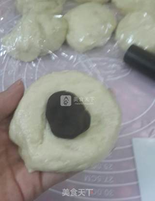 Bean Paste Meal Buns recipe