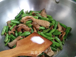 Roasted Beans with White Mushroom recipe