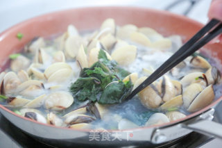 Steamed Eggs with Fresh Shells recipe