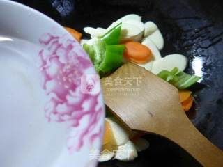 Stir-fried Rice White with Peppers and Carrots recipe