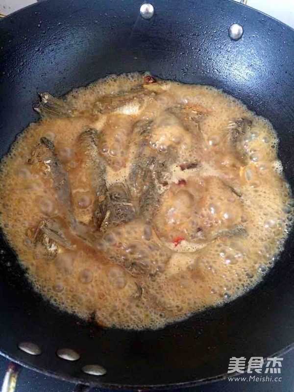 Sweet and Sour Crucian recipe