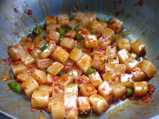 Easy Cooking of Intestinal Scavenger-roasted Konjac Tofu recipe