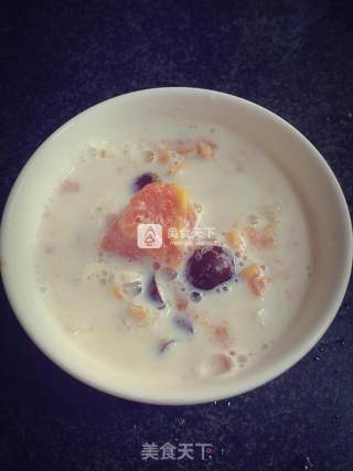 Papaya, Snow Fungus and Red Date Milk recipe