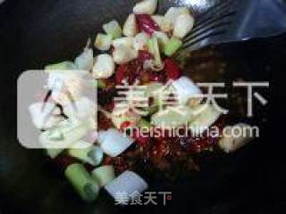 Crayfish-"simmered Prawns in Qianjiang Oil" recipe