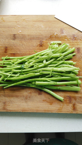 Vegetarian Stir-fry ~~~ Chopped Pepper and Spinach Stalks recipe