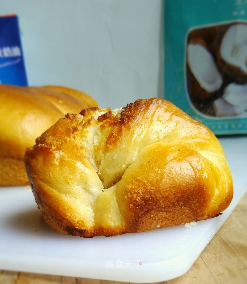 Light Cream Coconut Bread recipe