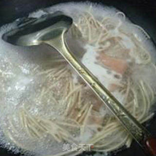 Fish Skin Crispy Shrimp Dumplings Soba Noodles recipe