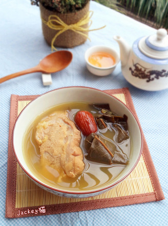 Mung Bean Lotus Leaf Pork Tendon Soup recipe
