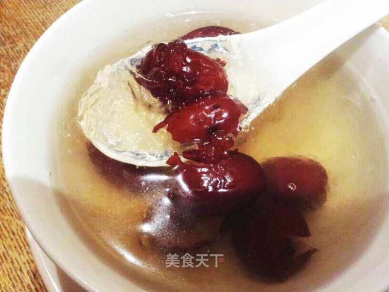 Stewed Bird's Nest with Red Dates and Rock Sugar recipe