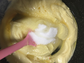 Milky Osmanthus Sesame Oil and Mung Bean Cake recipe