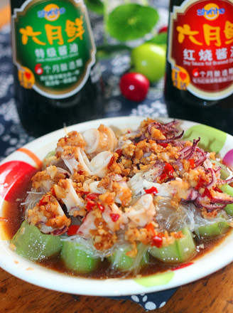 Steamed Squid with Loofah recipe